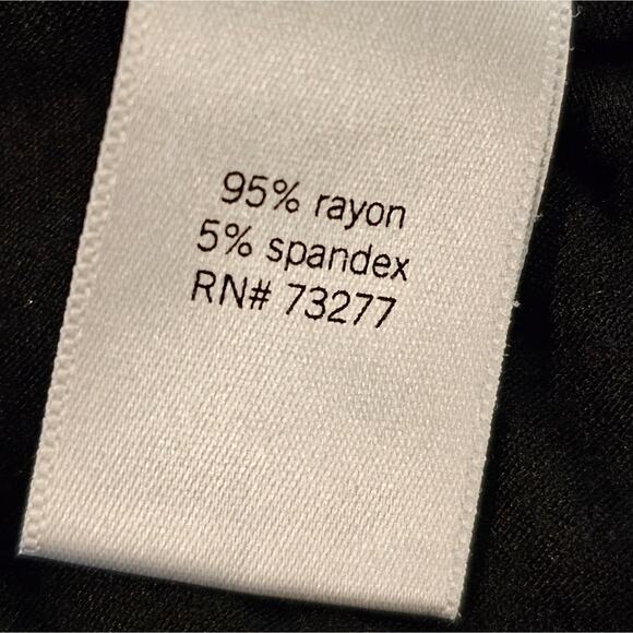 APT 9 Elbow Length Top with Gold Toned Accents Dripping into a Gray on Front OX - Picture 4 of 8